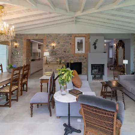 La Cardenosa De Cantabria *