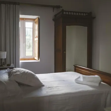 La Cardenosa De Cantabria *