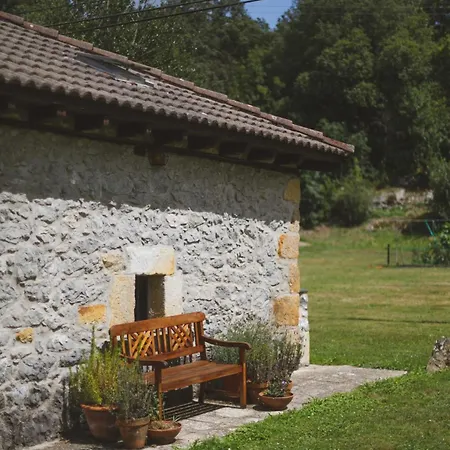 La Cardenosa De Cantabria *