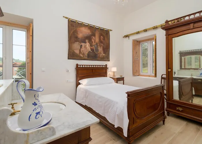 La Cardenosa De Cantabria *