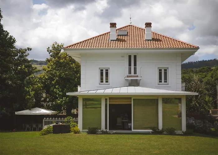La Cardenosa De Cantabria *