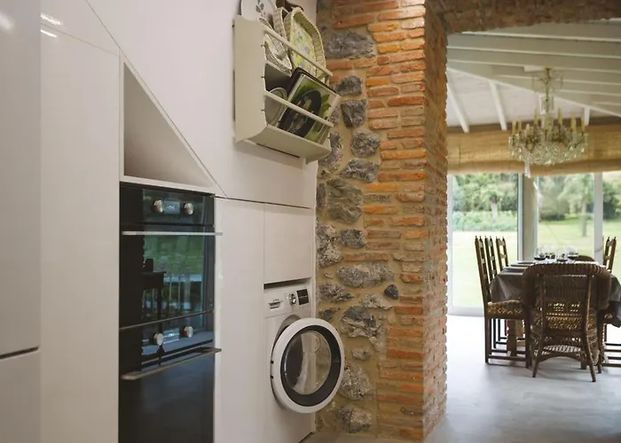 La Cardenosa De Cantabria *