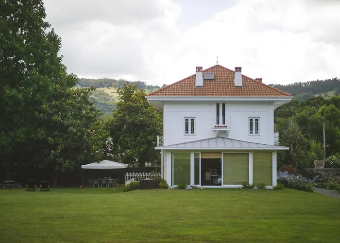 Villa La Cardenosa De Cantabria Rada (Cantabria)